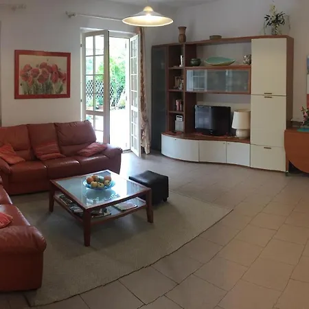 Casa Matilde * マッサ